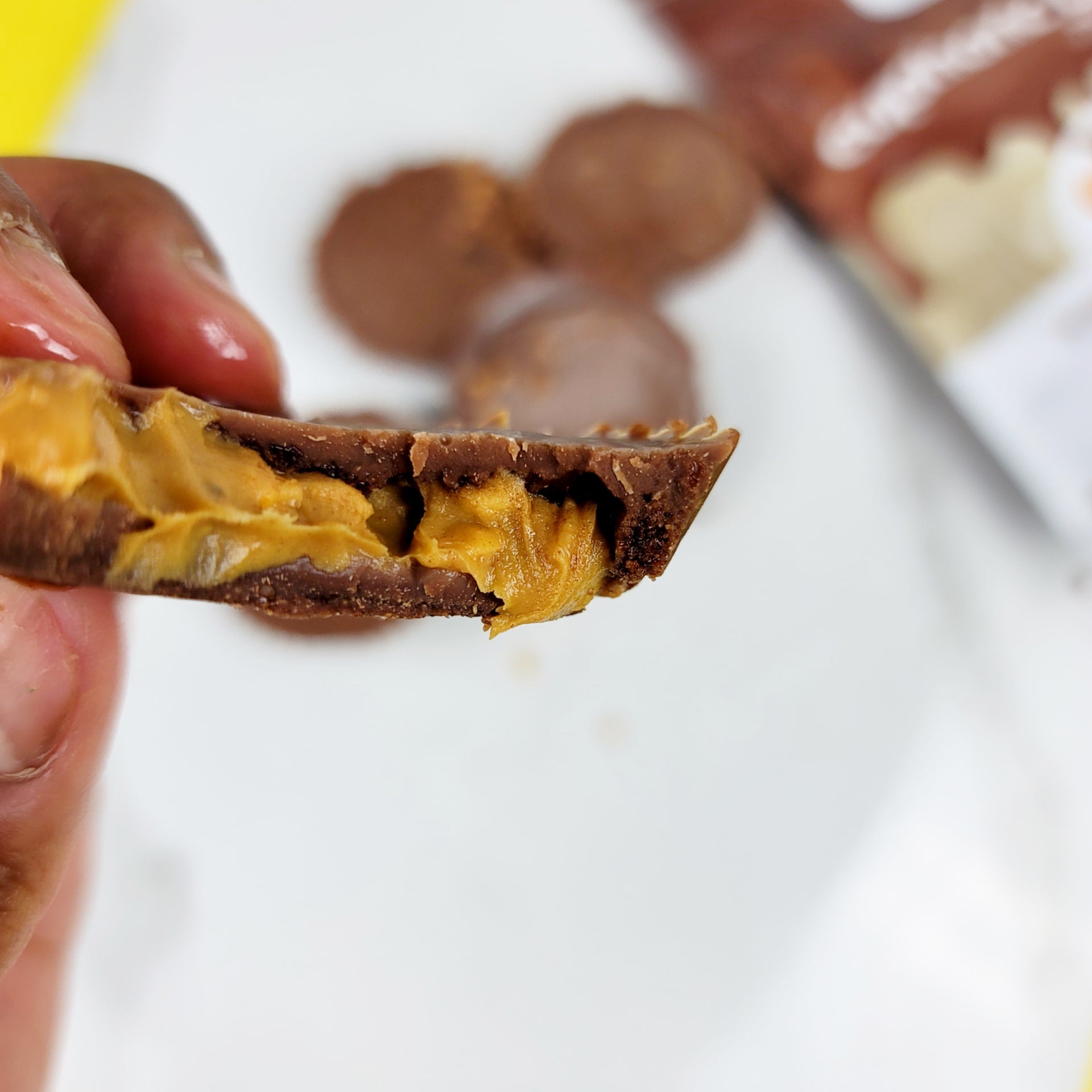 SMOOV euphoric blend has 6 powerful and delicious foods packed with antioxidants, healthy fats and adaptogens- Raw cacao, Carob, Mesquite, Maca, Lucuma and shredded Coconut. A healthy way to satisfy cravings and boost mood instantly!