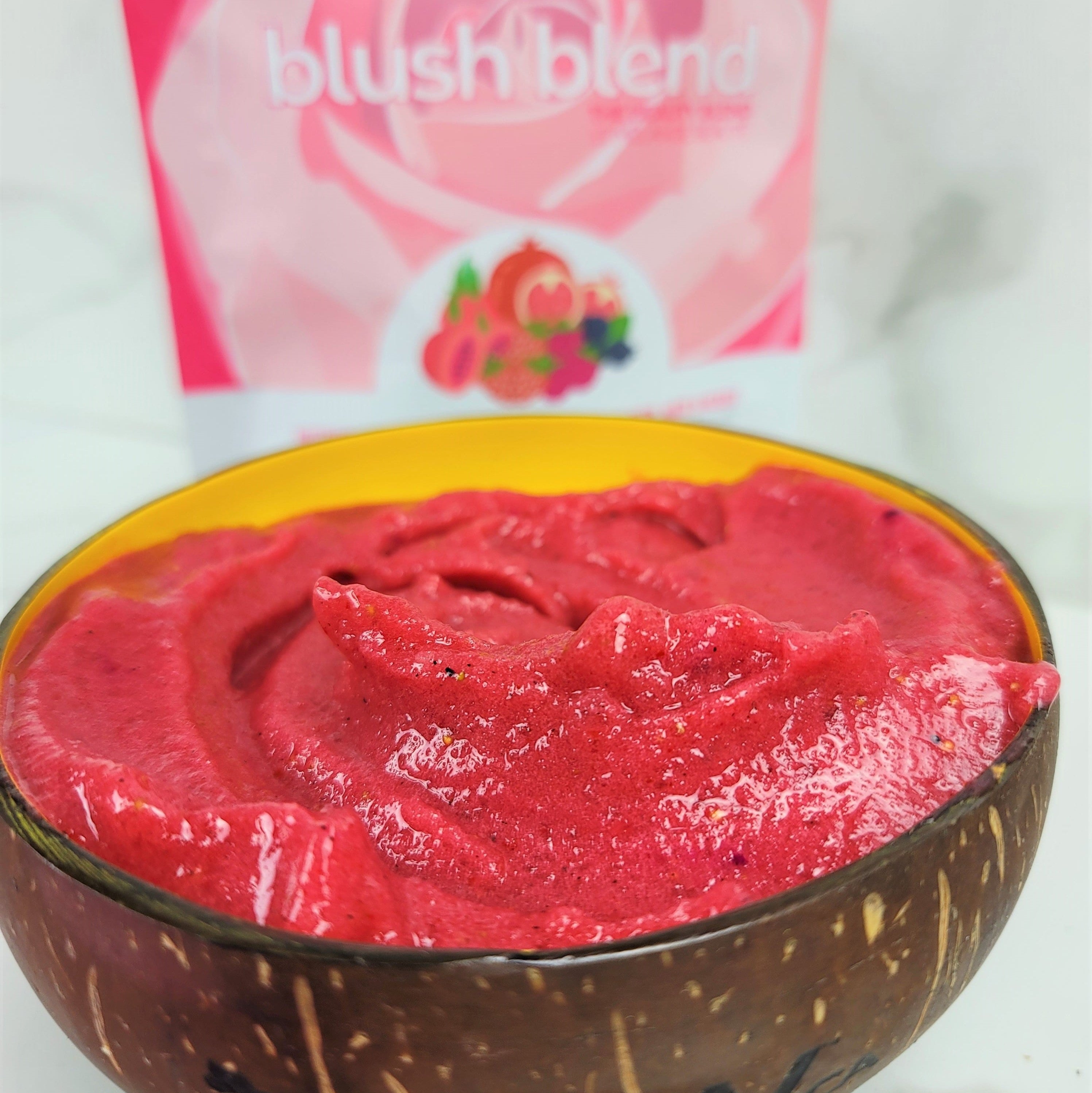 Ever tried guava? It's a tropical fruit rich in vitamin C and other antioxidants. This recipe uses guava juice and a couple of teaspoons of our skin-loving and heart healthy blush blend.
